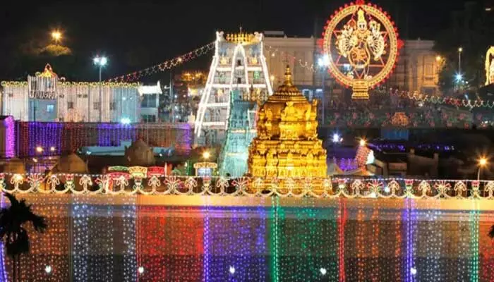 Tirumala Darshan Timings: తిరుమలలో భక్తుల రద్దీ సాధారణం.. శ్రీవారి దర్శనానికి పట్టే సమయం ఎంతంటే.? Tirumala Darshan Timings: తిరుమలలో భక్తుల రద్దీ సాధారణం.. శ్రీవారి దర్శనానికి పట్టే సమయం ఎంతంటే.?