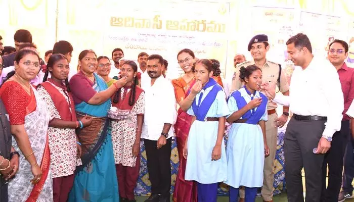 గిరిజన బాలికల కోసం పోషణమిత్ర గిరిజన బాలికల కోసం పోషణమిత్ర