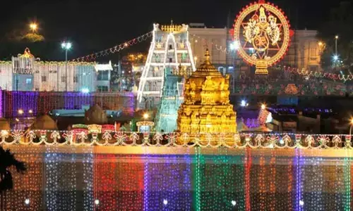 Tirumala Darshan Timings: తిరుమలలో భక్తుల రద్దీ సాధారణం.. శ్రీవారి దర్శనానికి పట్టే సమయం ఎంతంటే.?
