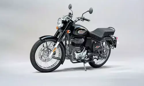 Royal Enfield: అదిరిపోయే లుక్‌తో బుల్లెట్ 350 లాంచ్
