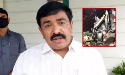 హైడ్రా తరహా ట్రీట్‌మెంట్.. వణికిపోయిన ద్వారంపూడి అనుచరులు
