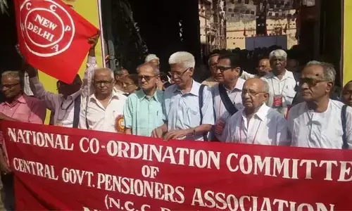 Pensioners Huge Protest:సెప్టెంబర్ 25 న.. పెన్షనర్ల దేశవ్యాప్త రాష్ట్ర స్థాయి మహా ధర్నాలు