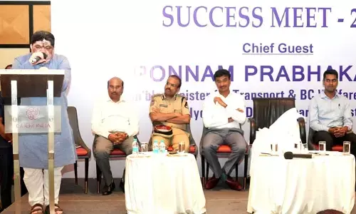 ప్రశాంతంగా ముగిసిన పండుగలు