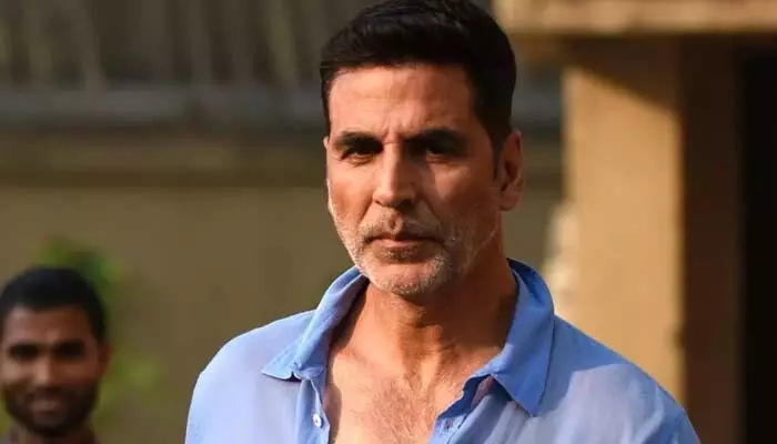 Akshay Kumar: ‘సర్ఫీరా’ స్ట్రీమింగ్ డేట్ అనౌన్స్ చేస్తూ అక్షయ్ కుమార్ ఎమోషనల్ పోస్ట్ Akshay Kumar: ‘సర్ఫీరా’ స్ట్రీమింగ్ డేట్ అనౌన్స్ చేస్తూ అక్షయ్ కుమార్ ఎమోషనల్ పోస్ట్