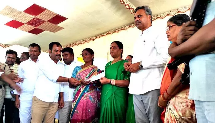 సంక్షేమ పథకాలు శాశ్వతంగా నిలిచిపోవాలి సంక్షేమ పథకాలు శాశ్వతంగా నిలిచిపోవాలి