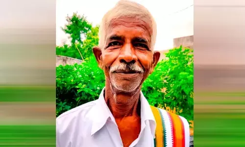 విద్యుత్​ మోటారు సరిచేస్తుండగా కరెంటు షాక్​...అక్కడికక్కడే మృతి