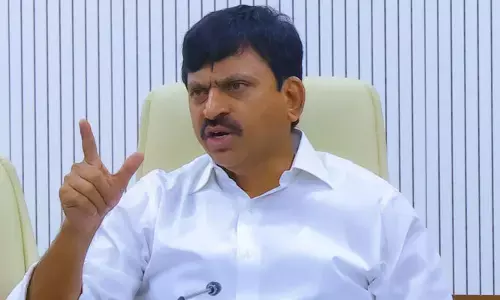 Revenue Department: తెలంగాణ రెవెన్యూ శాఖలో ప్రక్షాళన ప్రారంభం