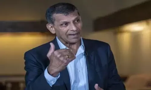 Raghuram Rajan: ఉద్యోగాల సృష్టికి శ్రమ ఆధారిత పరిశ్రమలను ప్రోత్సహించాలి: రఘురామ్ రాజన్