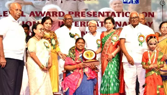 వృద్ధుల సంక్షేమానికి ప్రభుత్వం కృషి వృద్ధుల సంక్షేమానికి ప్రభుత్వం కృషి
