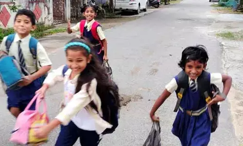 రేపటి నుంచి స్కూళ్లకు వేసవి సెలవులు