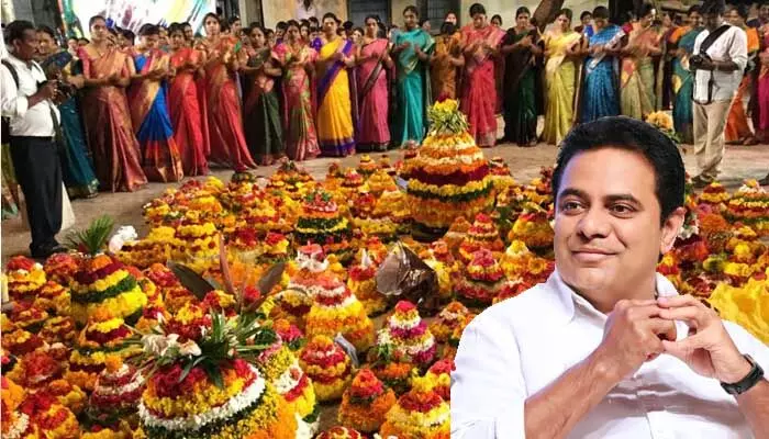 KTR: అస్తిత్వానికి ప్రతిరూపం మన బతుకమ్మ.. మాజీ మంత్రి కేటీఆర్ స్పెషల్ ట్వీట్ KTR: అస్తిత్వానికి ప్రతిరూపం మన బతుకమ్మ.. మాజీ మంత్రి కేటీఆర్ స్పెషల్ ట్వీట్