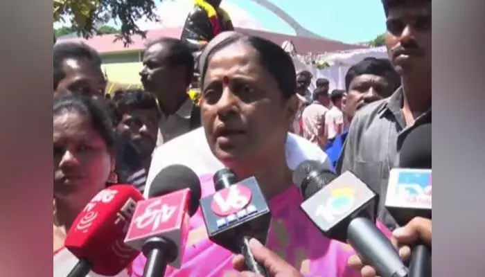 Konda Surekha: ఇంత జరుగుతున్నా కేటీఆర్ కనీసం స్పందించలేదు: కొండా సురేఖ Konda Surekha: ఇంత జరుగుతున్నా కేటీఆర్ కనీసం స్పందించలేదు: కొండా సురేఖ