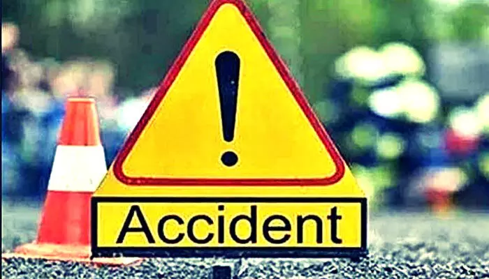 బైకు అదుపుతప్పి కిందపడి యువకుడు దుర్మరణం బైకు అదుపుతప్పి కిందపడి యువకుడు దుర్మరణం