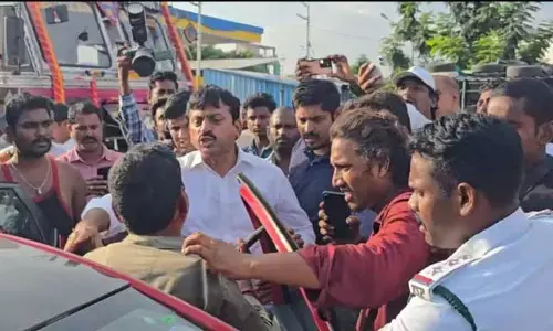 నా భద్రత కంటే క్షతగాత్రుడిని ప్రాణాలు ముఖ్యం : మంత్రి పొంగులేటి