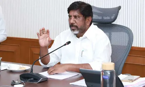 జీఎస్టీ ఎగవేతదారులపై కఠిన చర్యలు.. ఏఐ టెక్నాలజీ వాడండి.. వాణిజ్య పన్నుల శాఖ అధికారులతో డిప్యూటీ సీఎం సమీక్ష