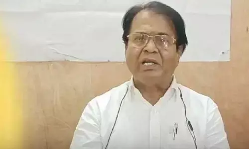 Ravindra Naik: కేసీఆర్‌ను జైలుకు పంపించండి.. ఆలస్యం చేయకండి