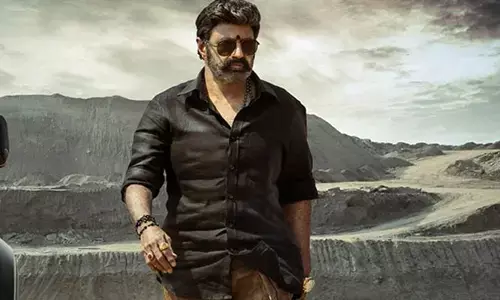 Bala Krishna: సూపర్ హీరోగా బాలయ్య.. ఆ పాత్ర  సినీ ఇండస్ట్రీలోనే సెన్సేషన్ సృష్టిస్తుంది