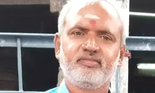 డాక్టర్ల నిర్లక్ష్యంతో వ్యక్తి మృతి చెందాడని ఆందోళన