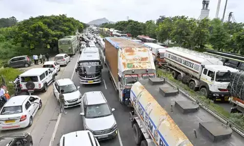 అలర్ట్.. హైదరాబాద్ లో రేపు ట్రాఫిక్ ఆంక్షలు