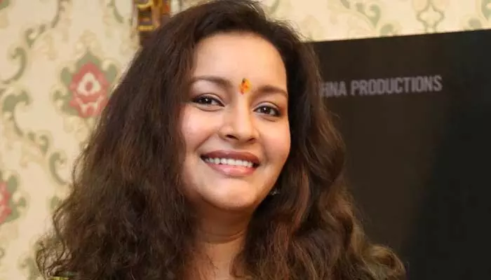 Renu Desai: ‘తల్లిదండ్రులుగా గొప్ప మత సంప్రదాయాలను పిల్లలకు అందించడం మన విధి’.. రేణు దేశాయ్ (వీడియో) Renu Desai: ‘తల్లిదండ్రులుగా గొప్ప మత సంప్రదాయాలను పిల్లలకు అందించడం మన విధి’.. రేణు దేశాయ్ (వీడియో)