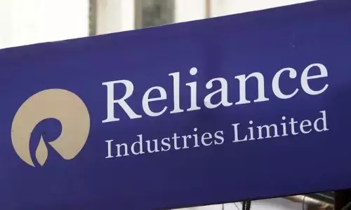 RIL: తగ్గిన రిలయన్స్ ఇండస్ట్రీస్ లాభాలు