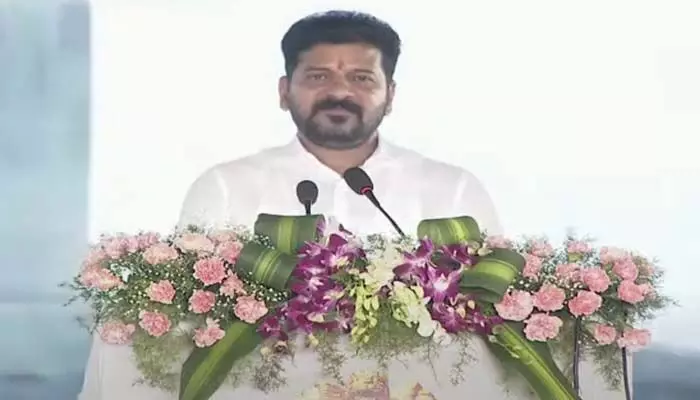 Diwali: తెలంగాణ ప్రజలకు దీపావళి శుభాకాంక్షలు : సీఎం రేవంత్ రెడ్డి Diwali: తెలంగాణ ప్రజలకు దీపావళి శుభాకాంక్షలు : సీఎం రేవంత్ రెడ్డి