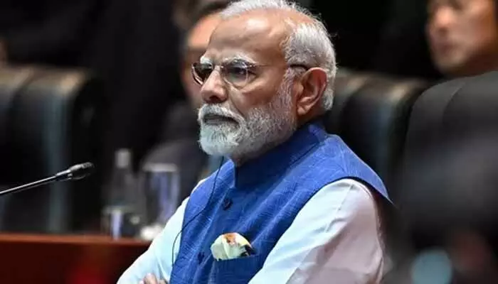 ఒమర్ అబ్దుల్లాతో కలిసి పని చేస్తాం.. ప్రధాని మోదీ ఒమర్ అబ్దుల్లాతో కలిసి పని చేస్తాం.. ప్రధాని మోదీ