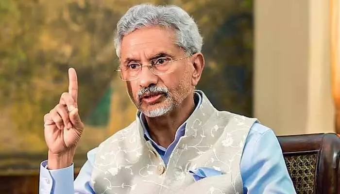 పొరుగు దేశాల మధ్య నమ్మకం లేనప్పుడు..! చైనా, పాక్లకు కేంద్ర మంత్రి జైశంకర్ చురకలు? పొరుగు దేశాల మధ్య నమ్మకం లేనప్పుడు..! చైనా, పాక్లకు కేంద్ర మంత్రి జైశంకర్ చురకలు?