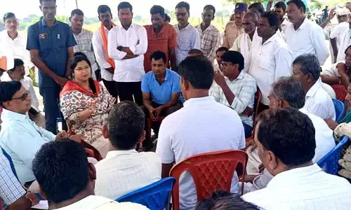 ఈనెల 20వ తేదీలోపు ధాన్యం కొనుగోళ్లు ప్రారంభిస్తాం