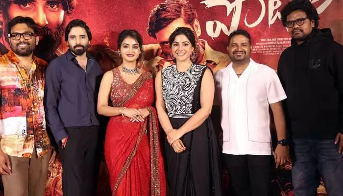 samyuktha: ఇది రియల్ పాన్ ఇండియన్ ఫిల్మ్.. యంగ్ హీరోయిన్ సినిమాపై హీరోయిన్ సంయుక్త కామెంట్స్ samyuktha: ఇది రియల్ పాన్ ఇండియన్ ఫిల్మ్.. యంగ్ హీరోయిన్ సినిమాపై హీరోయిన్ సంయుక్త కామెంట్స్