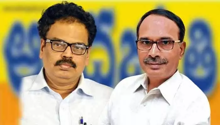 ఆంధ్రజ్యోతికి ఎడిటర్ కే. శ్రీనివాస్ రాజీనామా ఆంధ్రజ్యోతికి ఎడిటర్ కే. శ్రీనివాస్ రాజీనామా