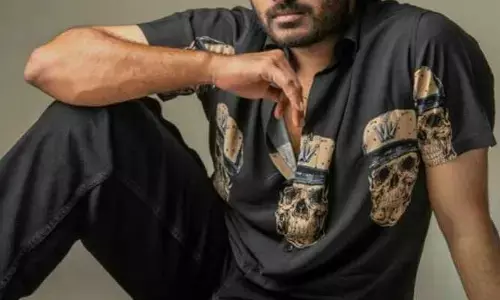 ఇండస్ట్రీలో బతకాలంటే రాజకీయం తెలియాలి.. అది నాకు ఇంకా రావట్లేదు.. యంగ్ హీరో ఇంట్రెస్టింగ్ కామెంట్స్