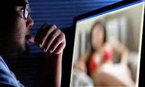 Sex & Science : ఫోన్ సెక్స్ అలవాటు నుంచి ఎలా బయటపడాలి..?