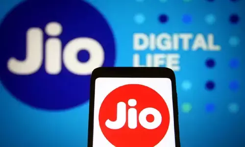 Reliance Jio: జియో యూజర్లకు క్రేజీ న్యూస్.. కొత్త రీఛార్జ్‌ ప్లాన్‌ అదిరిపోయిందిగా!