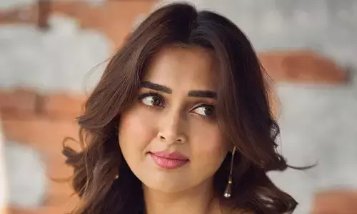 Tejasswi Prakash : కిల్లింగ్ లుక్స్ తో   కవ్విస్తున్న తేజస్వి ప్రకాష్