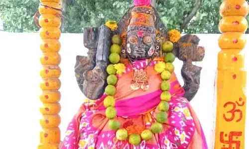 అమ్మవారి ఆభరణాలు మాయం