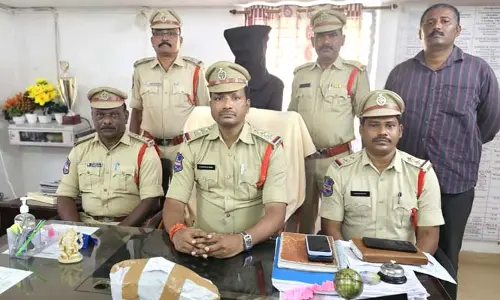 గంజాయి రవాణా చేస్తున్న ముగ్గురు అరెస్ట్​