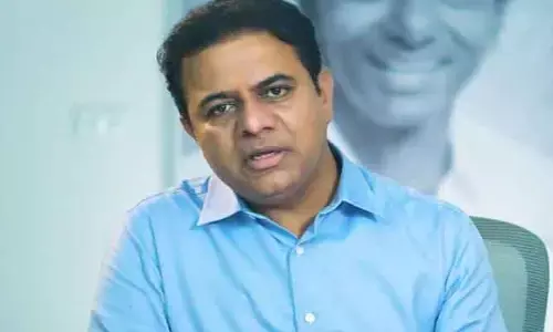 హైడ్రా చర్యలు పేద, మధ్యతరగతి వారిపైనేనా : కేటీఆర్