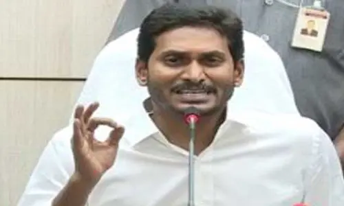 సహానా కుటుంబానికి జగన్ పరామర్శ.. యువతిపై లైంగికదాడి?