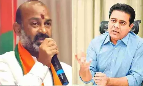 బండి సంజయ్ కు KTR లీగల్ నోటీసులు