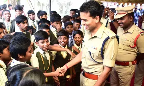 అమరవీరుల త్యాగాలు స్ఫూర్తిదాయకం