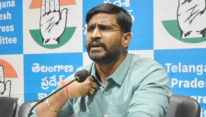 Balmuri Venkat: కౌశిక్ రెడ్డి ఓ సూసైడ్ స్టార్ Balmuri Venkat: కౌశిక్ రెడ్డి ఓ సూసైడ్ స్టార్
