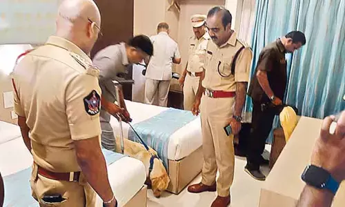 Tirupati: ఆగని బాంబు బెదిరింపులు.. ఈసారి ఏకంగా ఆలయానికే..