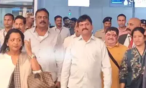 కొరియా నుంచి రాష్ట్రానికి చేరుకున్న మంత్రుల బృందం