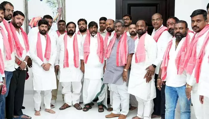 Sadar Festival Celebrations : యాదవుల సాంస్కృతిక ప్రతీక ‘సదర్’.. మల్లు భట్టి విక్రమార్క Sadar Festival Celebrations : యాదవుల సాంస్కృతిక ప్రతీక ‘సదర్’.. మల్లు భట్టి విక్రమార్క