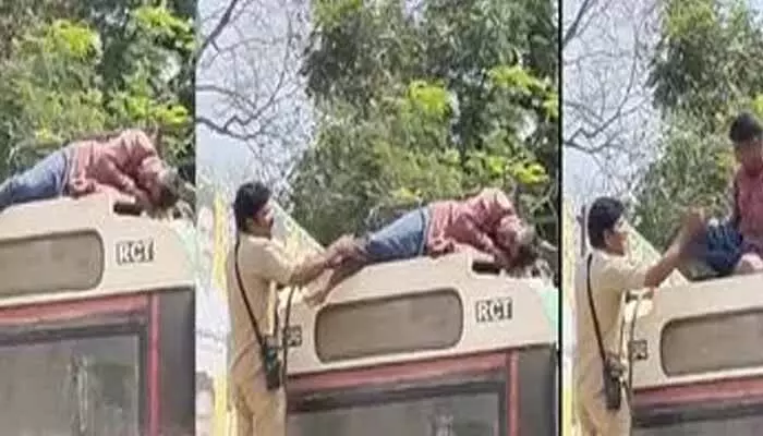 తాగుబోతు హల్చల్.. పీకలదాకా తాగి బస్సు పై నిద్రించిన మందుబాబు.. స్థానికులు గుర్తించడంతో! తాగుబోతు హల్చల్.. పీకలదాకా తాగి బస్సు పై నిద్రించిన మందుబాబు.. స్థానికులు గుర్తించడంతో!