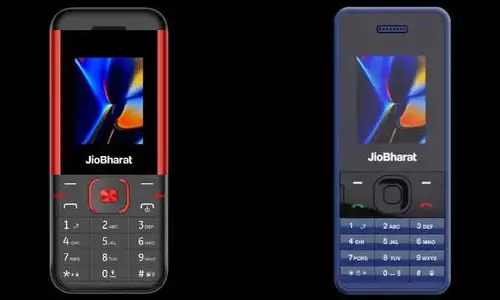 Jio Bharat 4G: కస్టమర్లకు రిలయన్స్ జియో బంపర్ ఆఫర్.. రూ. 699కే 4జీ ఫోన్..!
