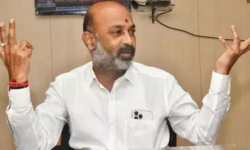 Bandi Sanjay: బీఆర్ఎస్, కాంగ్రెస్ కాంప్రమైజ్ పాలిటిక్స్.. బండి సంజయ్ సంచలన వ్యాఖ్యలు