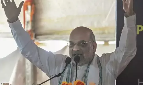 Amit Shah: అక్రమ చొరబాట్లు అడ్డుకున్నప్పుడే బెంగాల్‌లో శాంతి.. కేంద్ర హోం మంత్రి అమిత్ షా