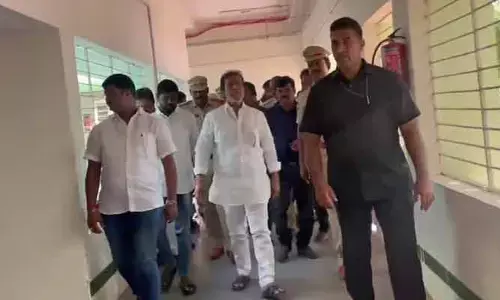ఆందోల్ ఏరియా ఆస్పత్రిని ఆకస్మిక తనిఖీ చేసిన మంత్రి దామోదర రాజనర్సింహ